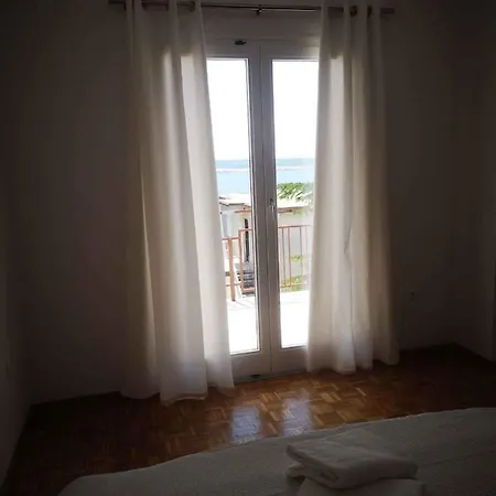 In 45049 Apartman *
